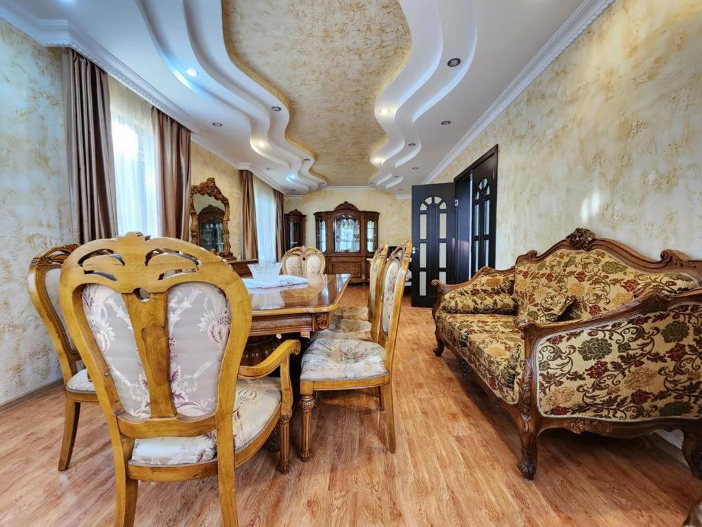 Villa In 차크비 외부 사진