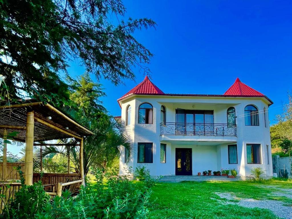 Villa In 차크비 외부 사진